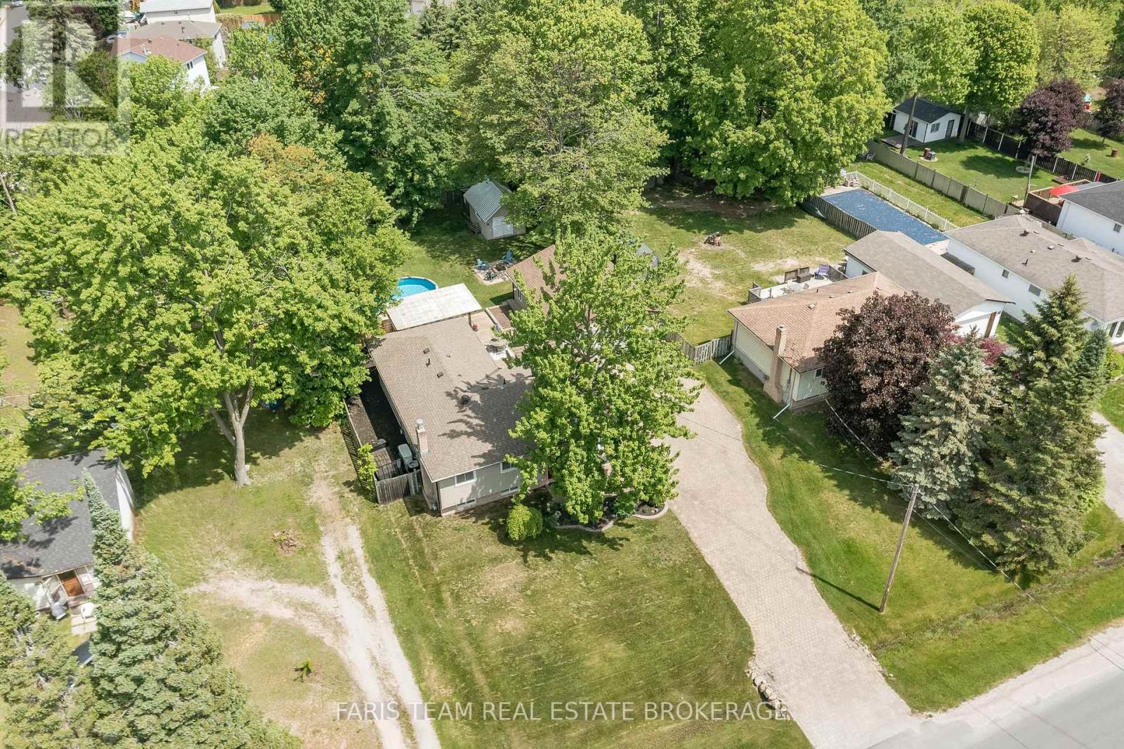730 Trinity Street, Innisfil, Ontario  L9S 2G8 - Photo 2 - N13249992