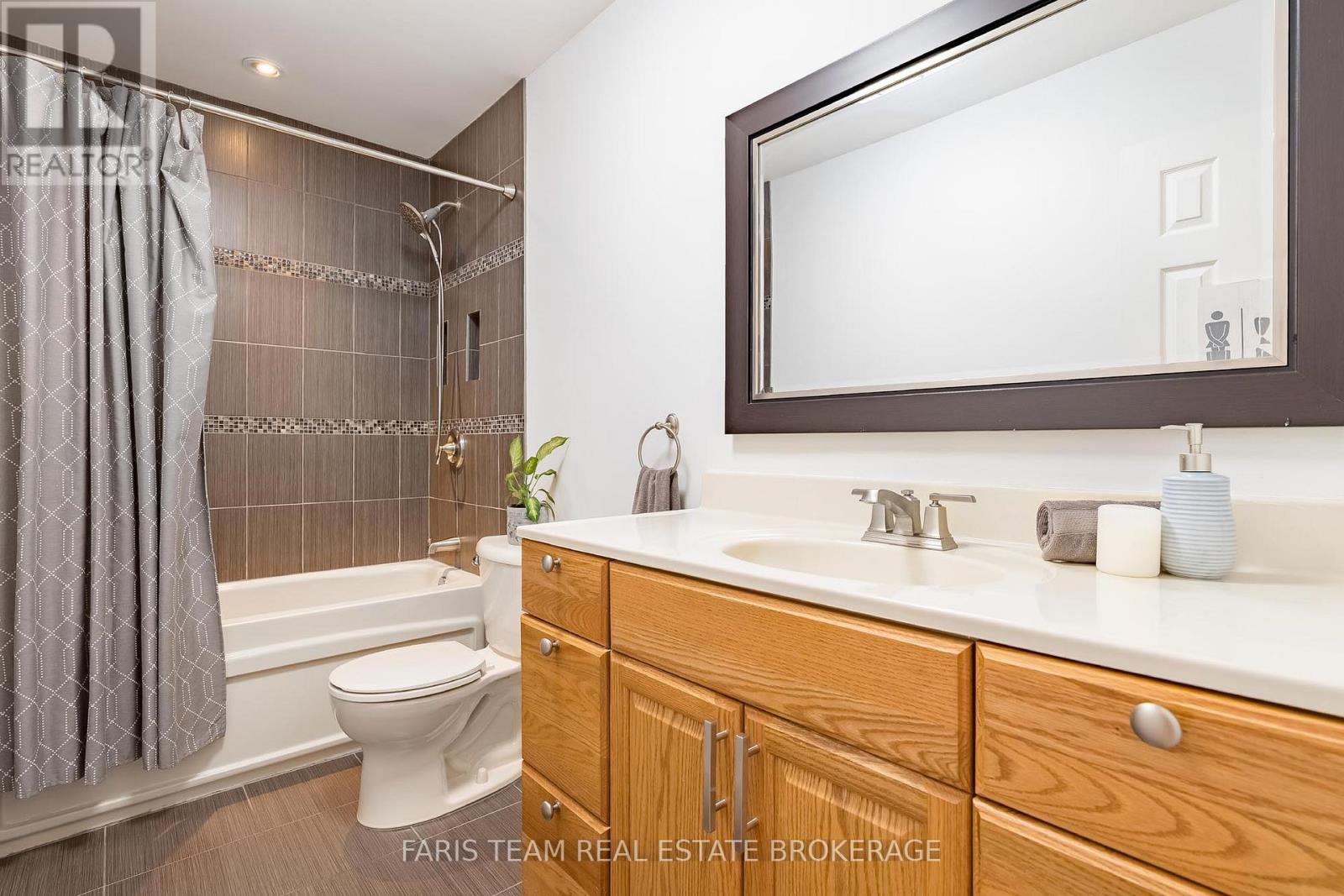 730 Trinity Street, Innisfil, Ontario  L9S 2G8 - Photo 21 - N13249992