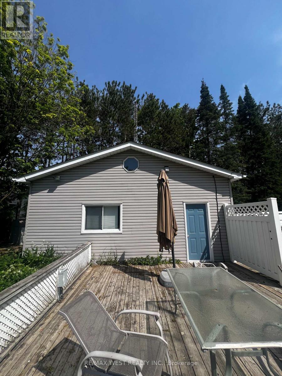 Garage - 16632 York Durham Line, Whitchurch-Stouffville, Ontario  L4A 3L8 - Photo 5 - N13250026