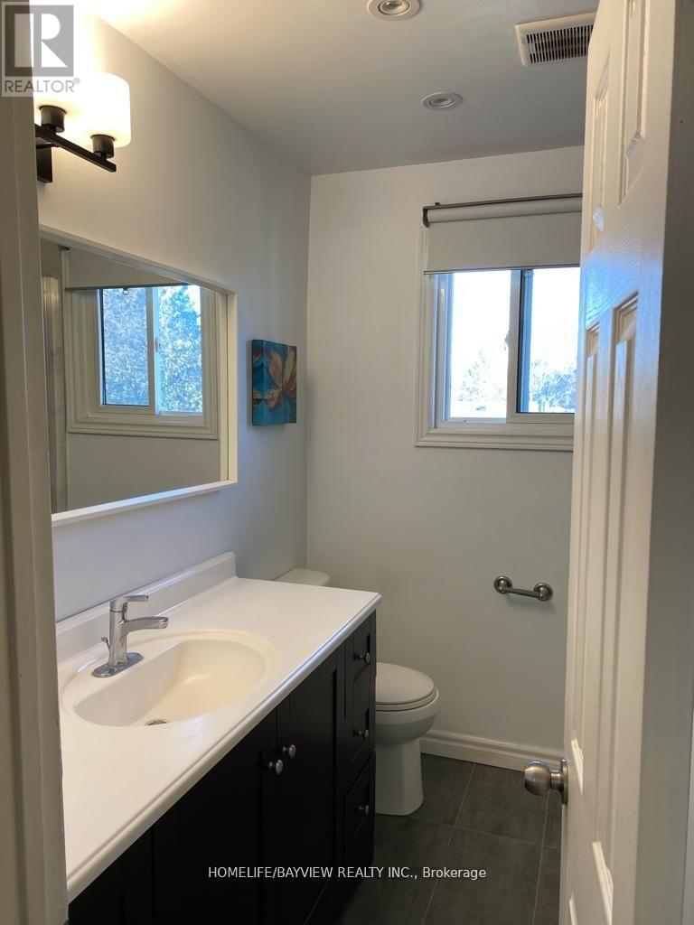 70 Beswick Drive, Newmarket, Ontario  L3Y 5B8 - Photo 14 - N13250168