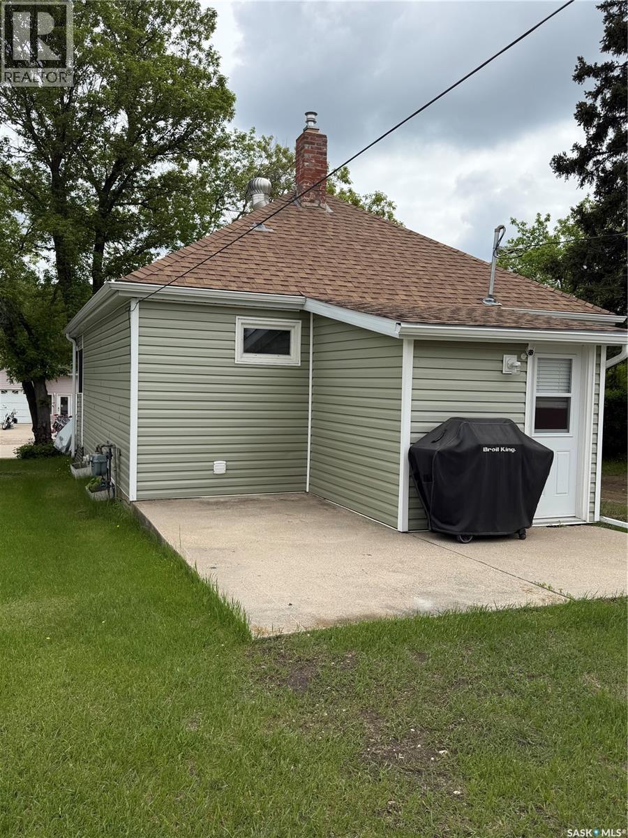 511 Albert Street, Hudson Bay, Saskatchewan  S0E 0Y0 - Photo 31 - SK033043