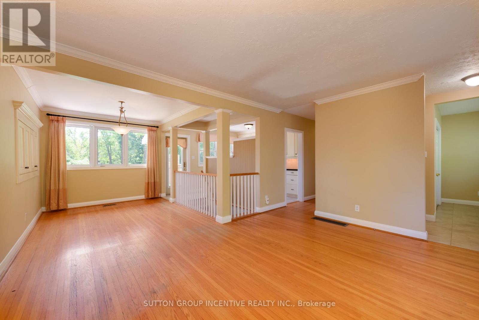 81 Letitia Street, Barrie, Ontario  L4N 1P3 - Photo 15 - S13250032