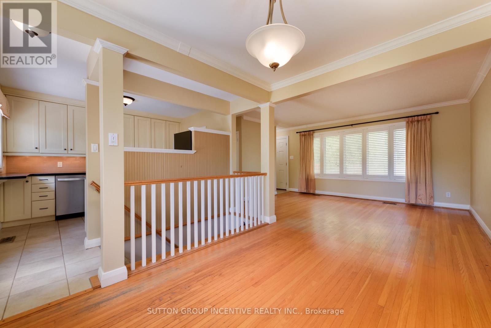 81 Letitia Street, Barrie, Ontario  L4N 1P3 - Photo 17 - S13250032