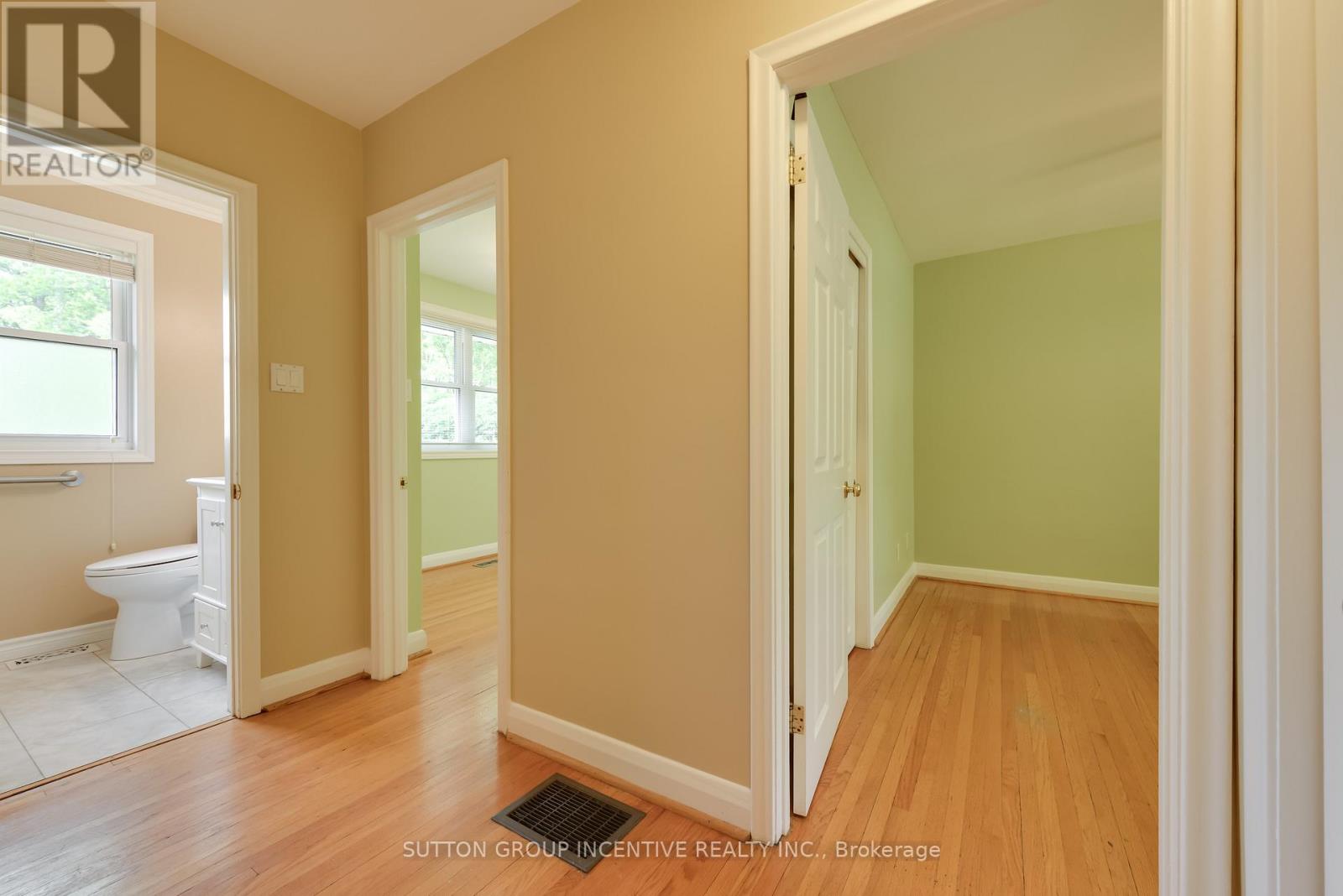 81 Letitia Street, Barrie, Ontario  L4N 1P3 - Photo 20 - S13250032