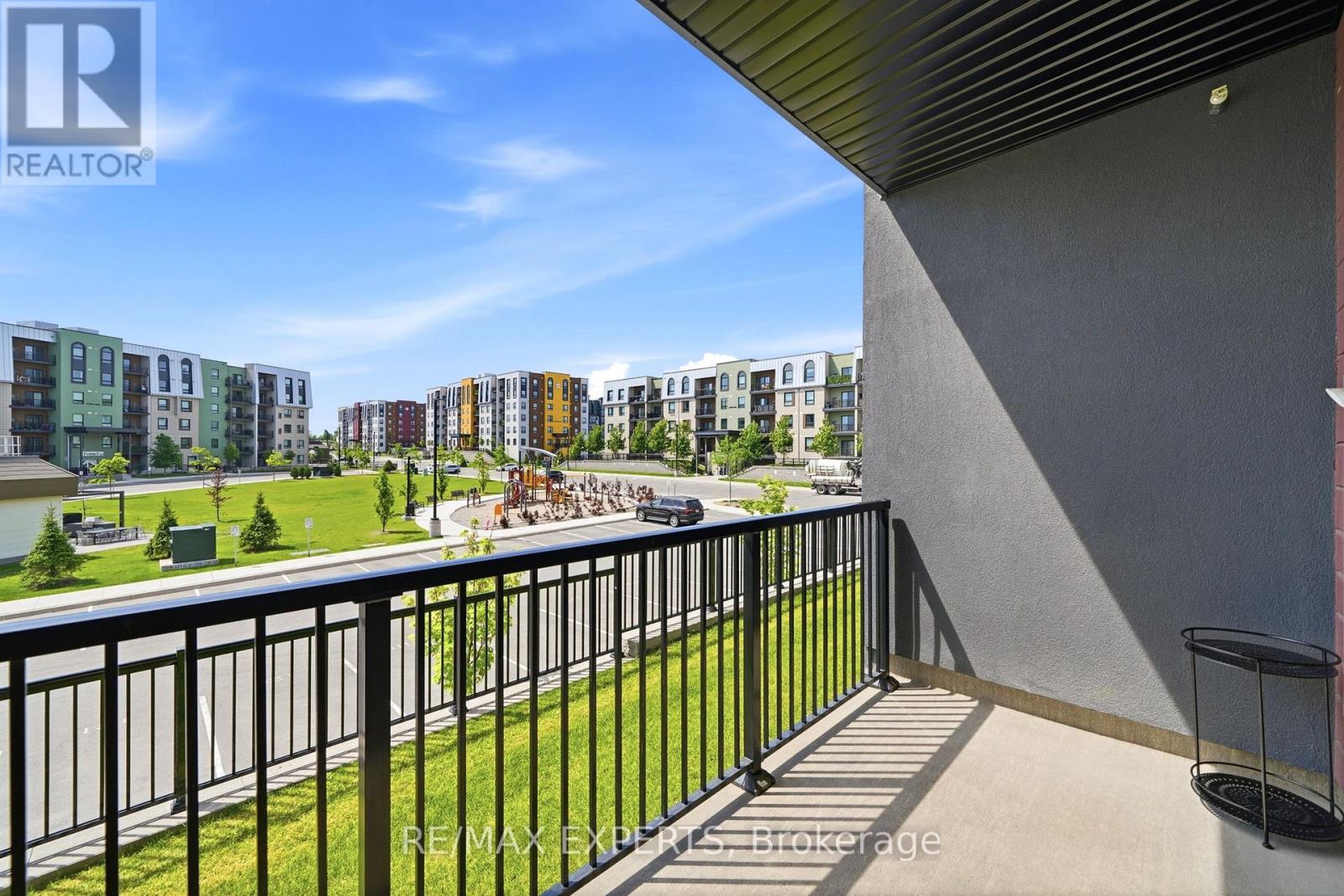 103 - 4 Spice Way, Barrie, Ontario  L9J 0M2 - Photo 21 - S13250330