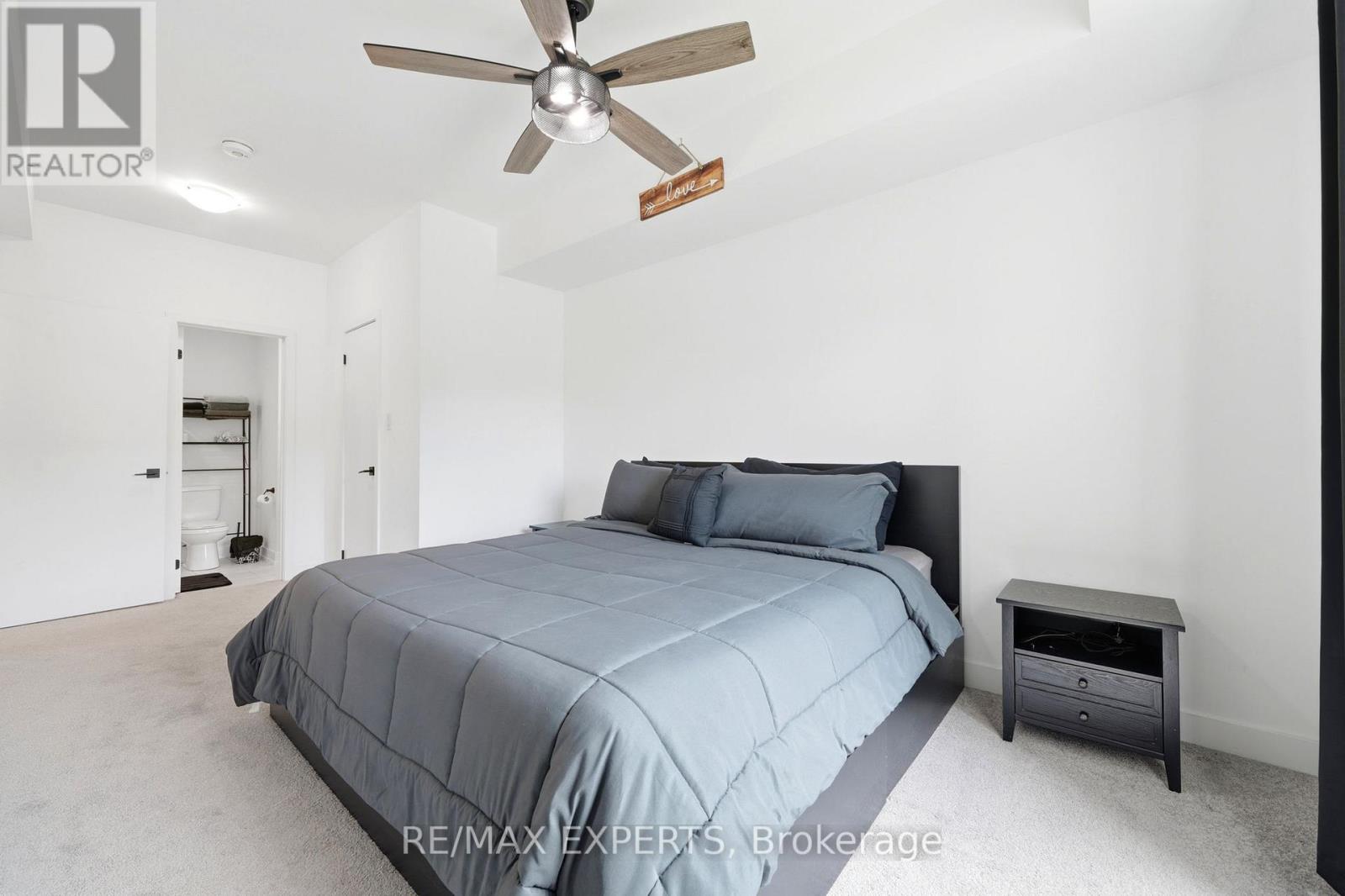 103 - 4 Spice Way, Barrie, Ontario  L9J 0M2 - Photo 25 - S13250330