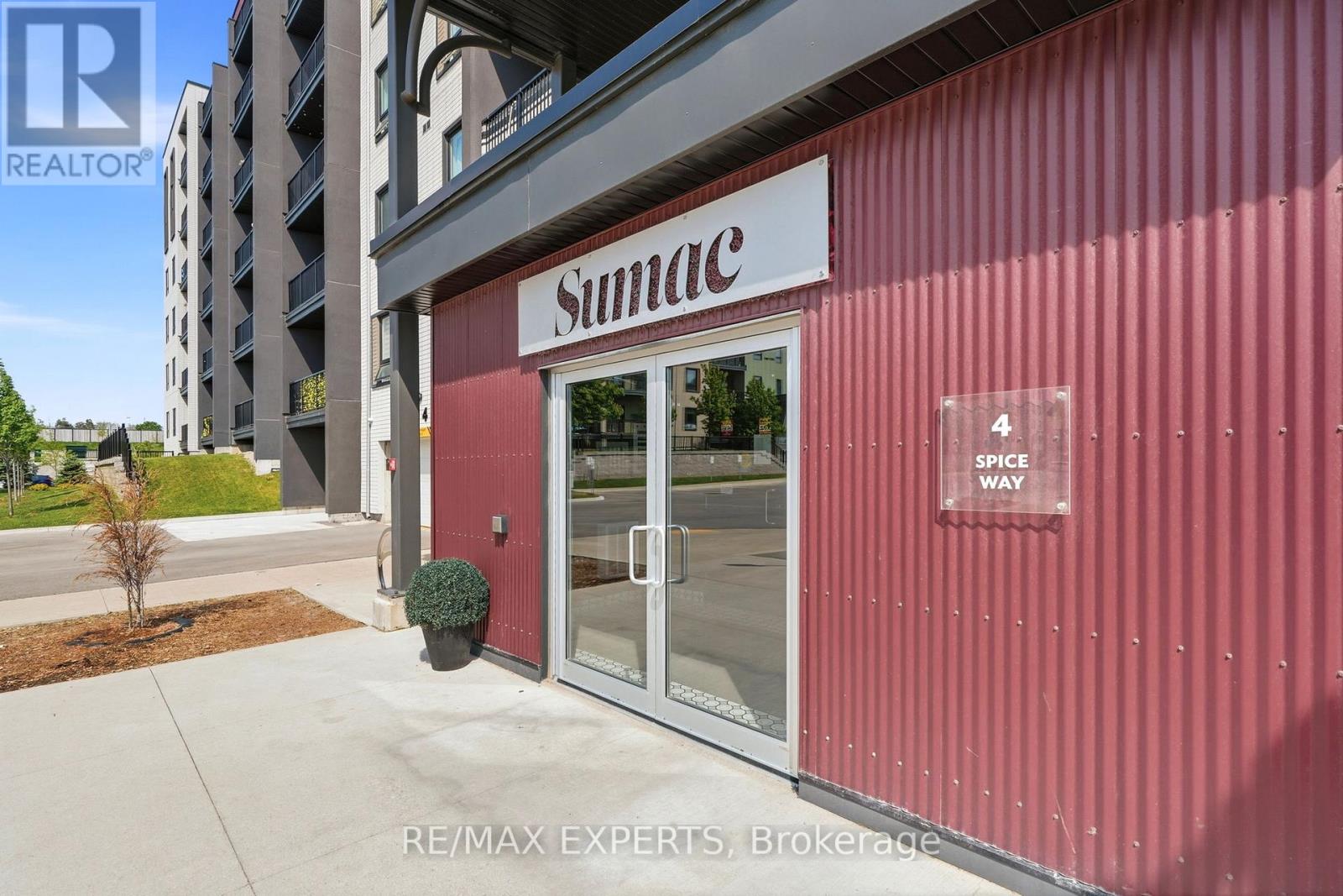 103 - 4 Spice Way, Barrie, Ontario  L9J 0M2 - Photo 4 - S13250330