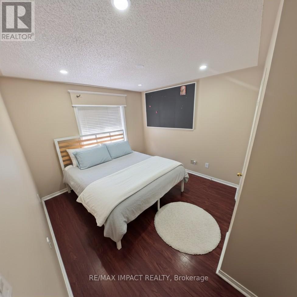 49 Hood Crescent, Brampton, Ontario  L6Y 4S7 - Photo 14 - W13249970
