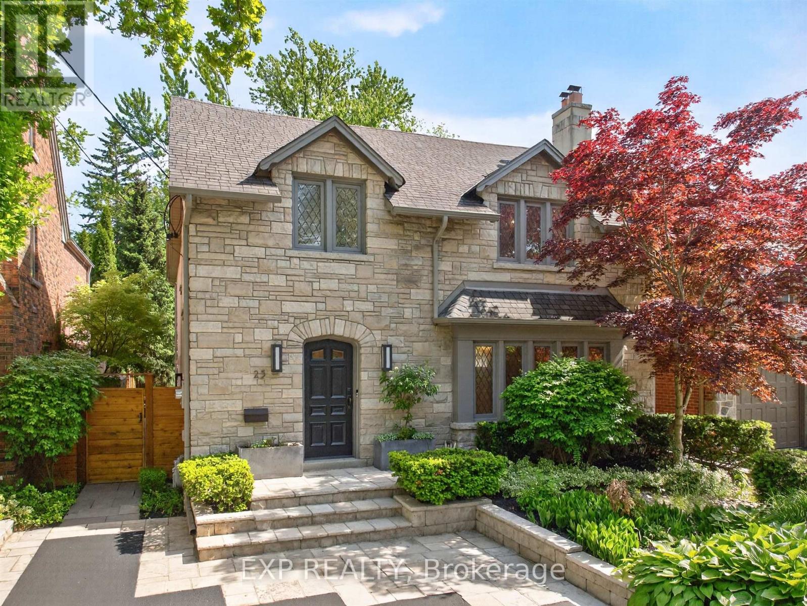 25 KINGSGARDEN ROAD, Toronto, Ontario