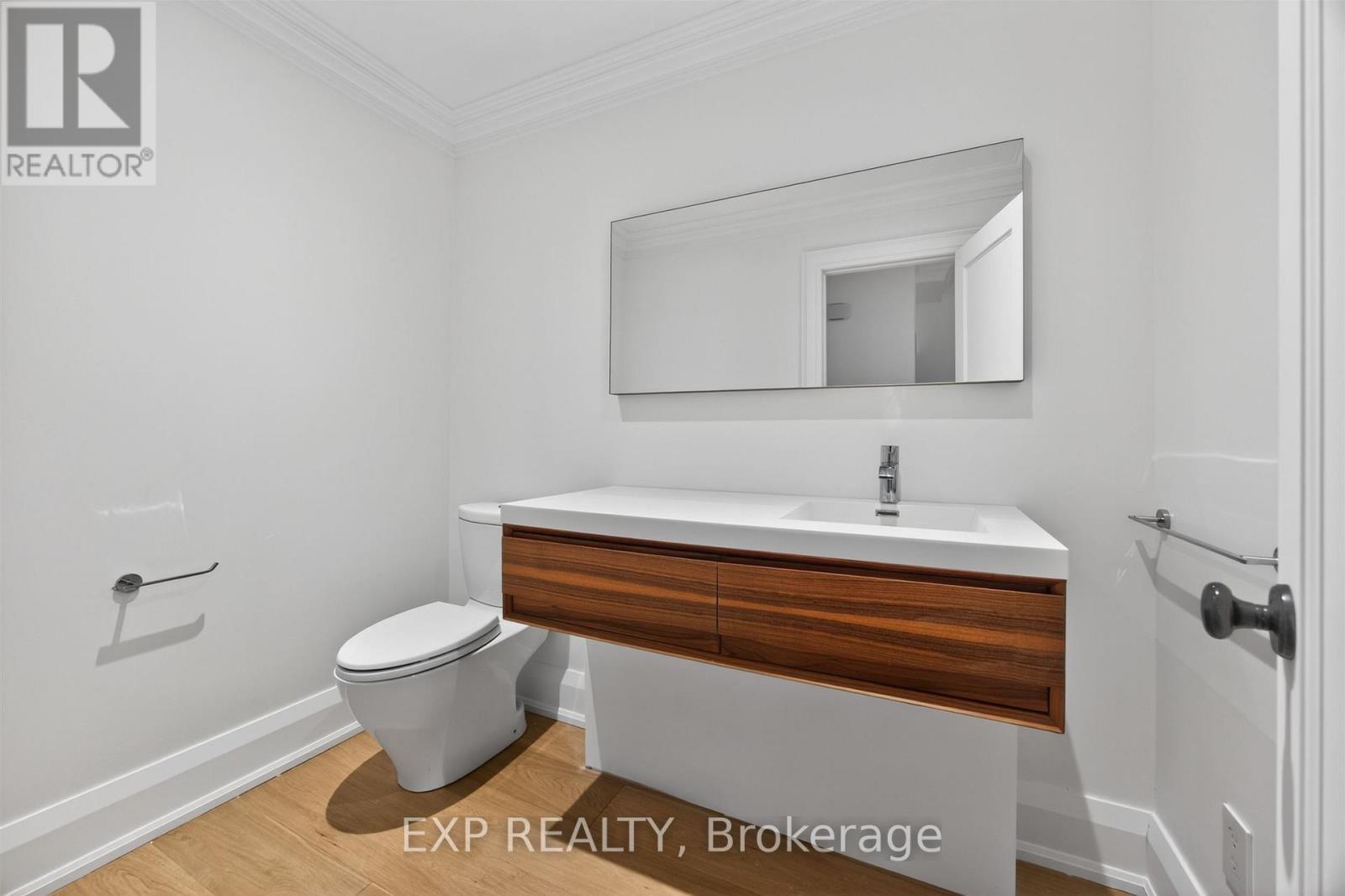 25 Kingsgarden Road, Toronto, Ontario  M8X 1S7 - Photo 15 - W13250014