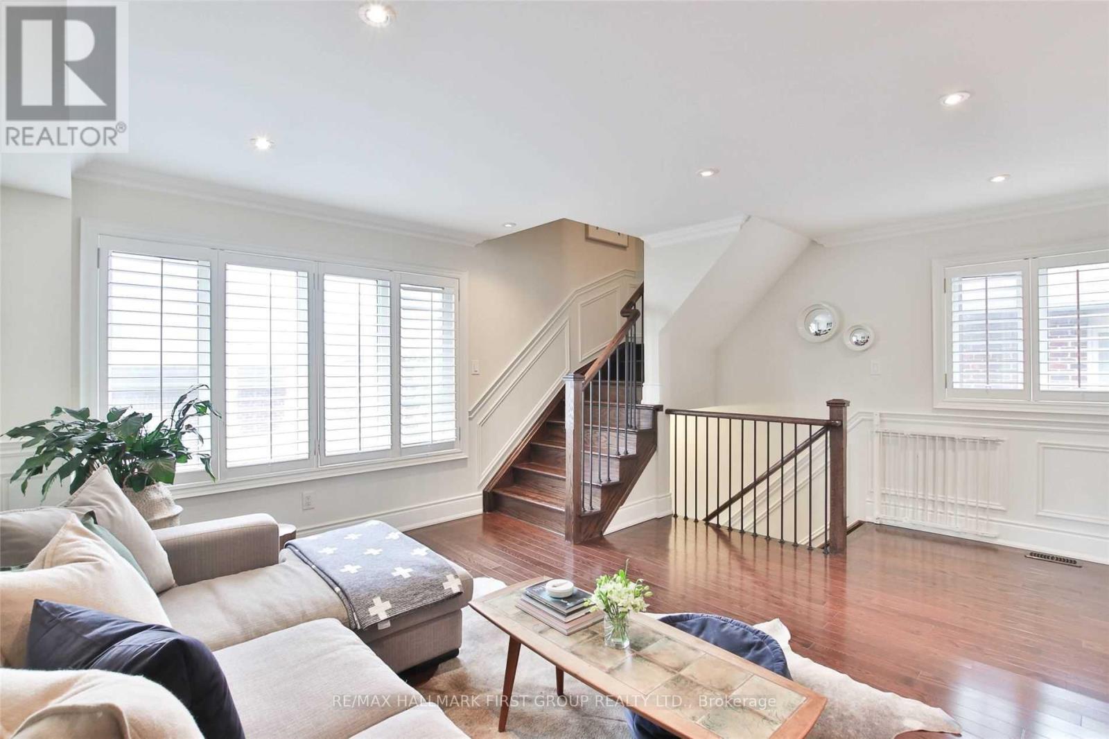 329 Dalesford Road, Toronto, Ontario  M8Y 1G8 - Photo 18 - W13250096