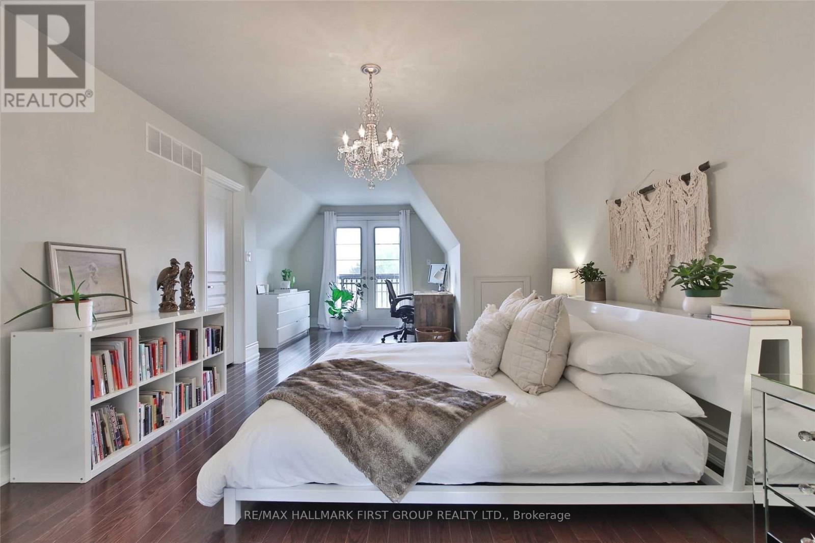 329 Dalesford Road, Toronto, Ontario  M8Y 1G8 - Photo 26 - W13250096