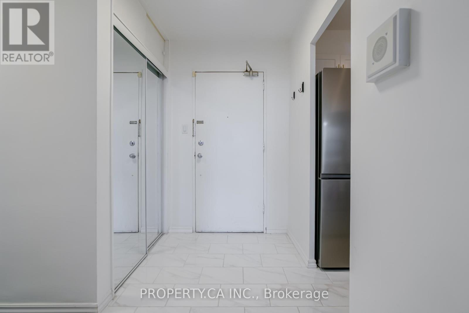2008 - 85 Emmett Avenue, Toronto, Ontario  M6M 5A2 - Photo 2 - W13250106