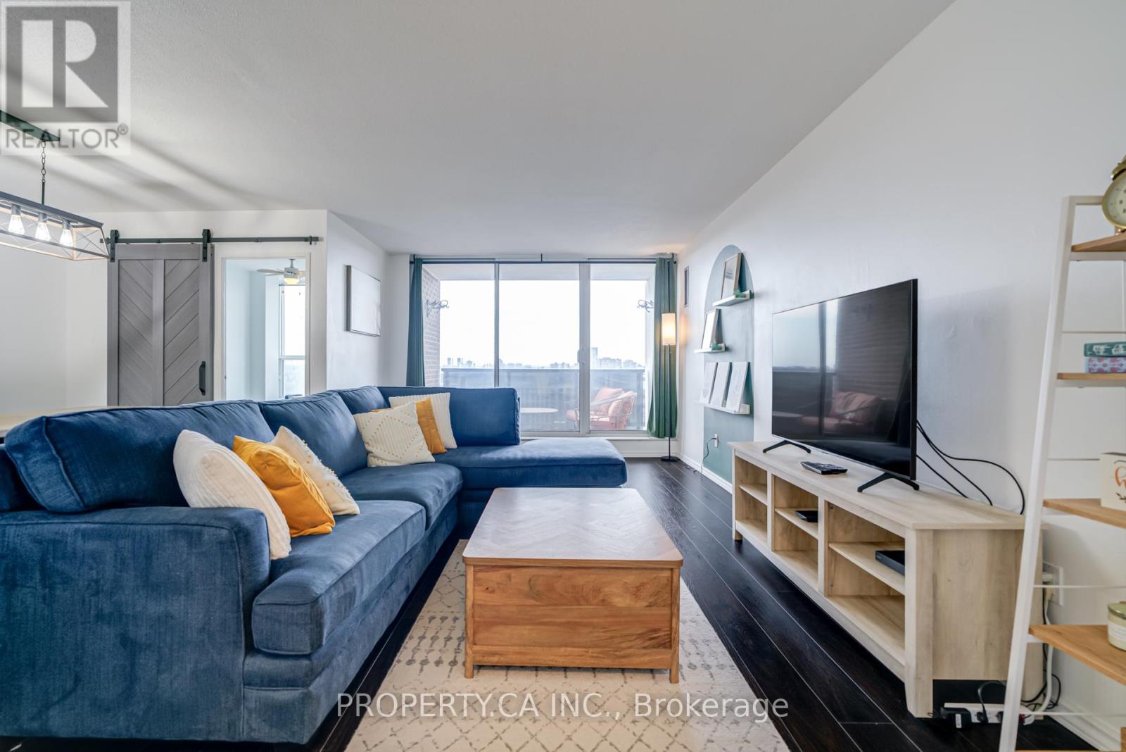 2008 - 85 Emmett Avenue, Toronto, Ontario  M6M 5A2 - Photo 3 - W13250106