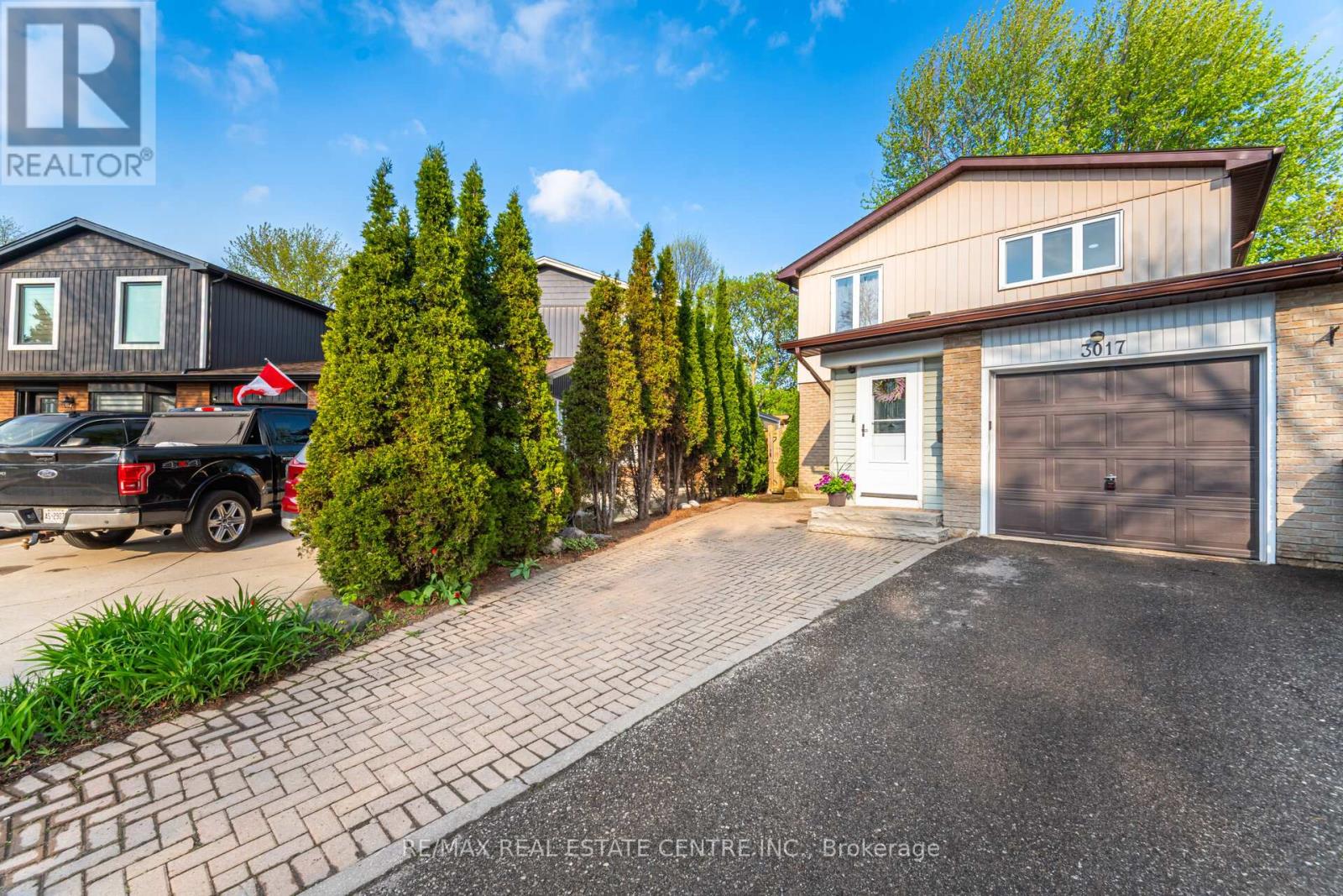 3017 Glace Bay Road, Mississauga, Ontario  L5N 2J9 - Photo 2 - W13250116