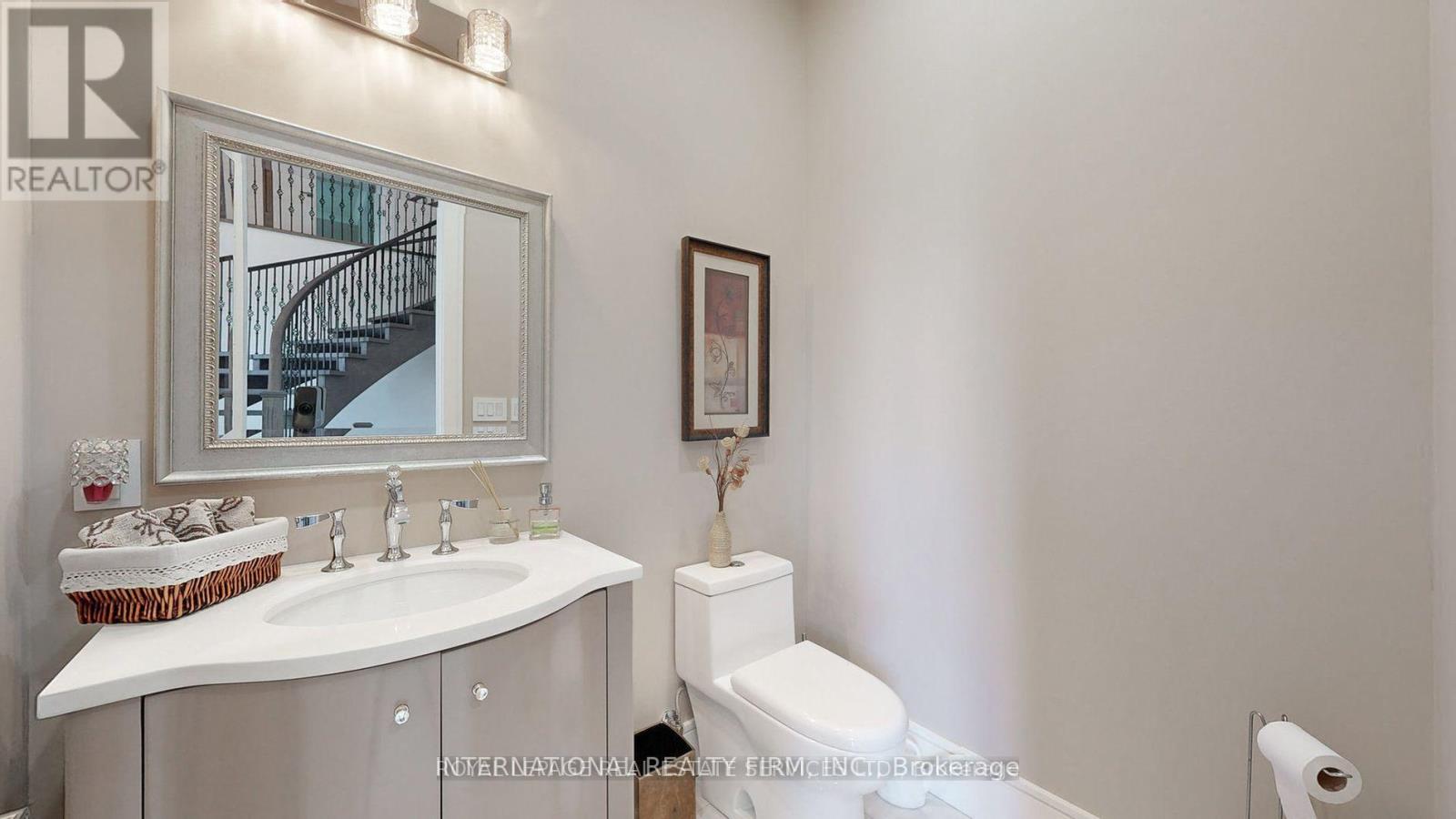 1286 Cambridge Drive, Oakville, Ontario  L6J 1S1 - Photo 23 - W13250184