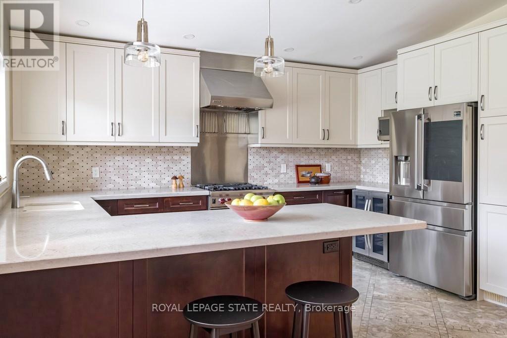 12 Bond Street S, Hamilton, Ontario  L8S 1S7 - Photo 19 - X13250070