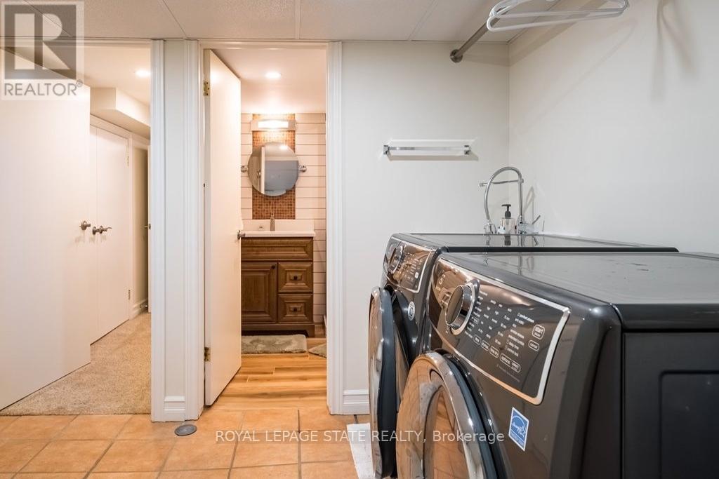 12 Bond Street S, Hamilton, Ontario  L8S 1S7 - Photo 37 - X13250070