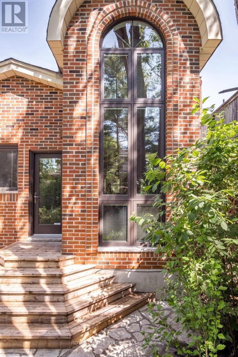 12 Bond Street S, Hamilton, Ontario  L8S 1S7 - Photo 41 - X13250070