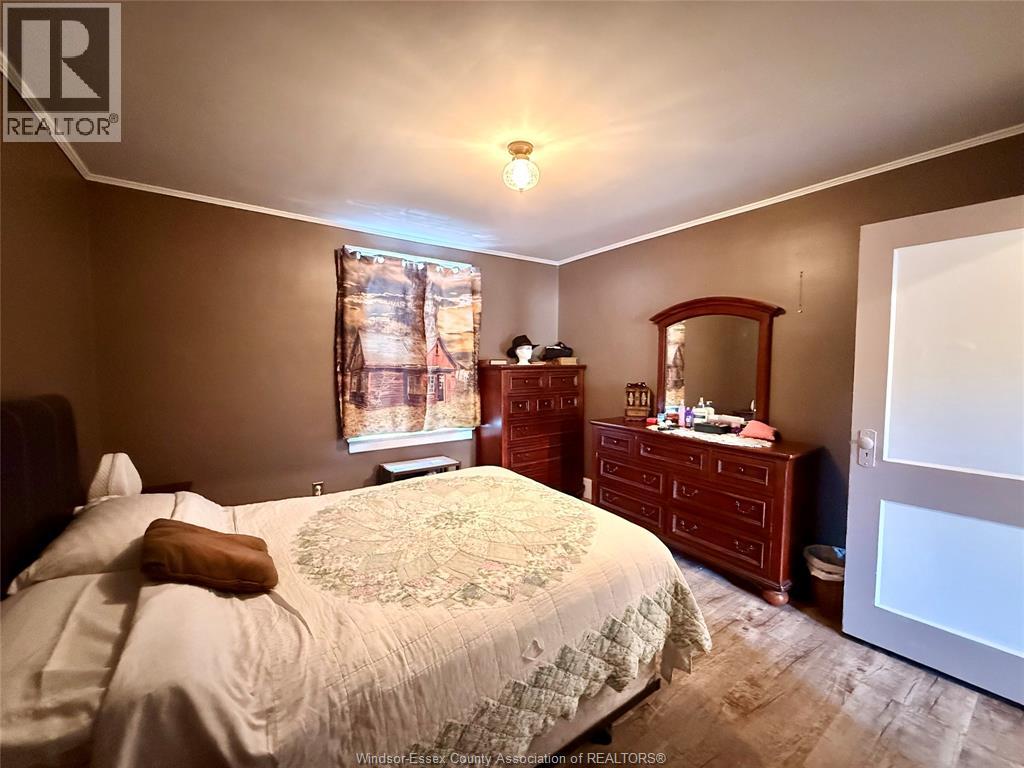382 Pine Street, Windsor, Ontario  N9A 6E2 - Photo 10 - 26013312