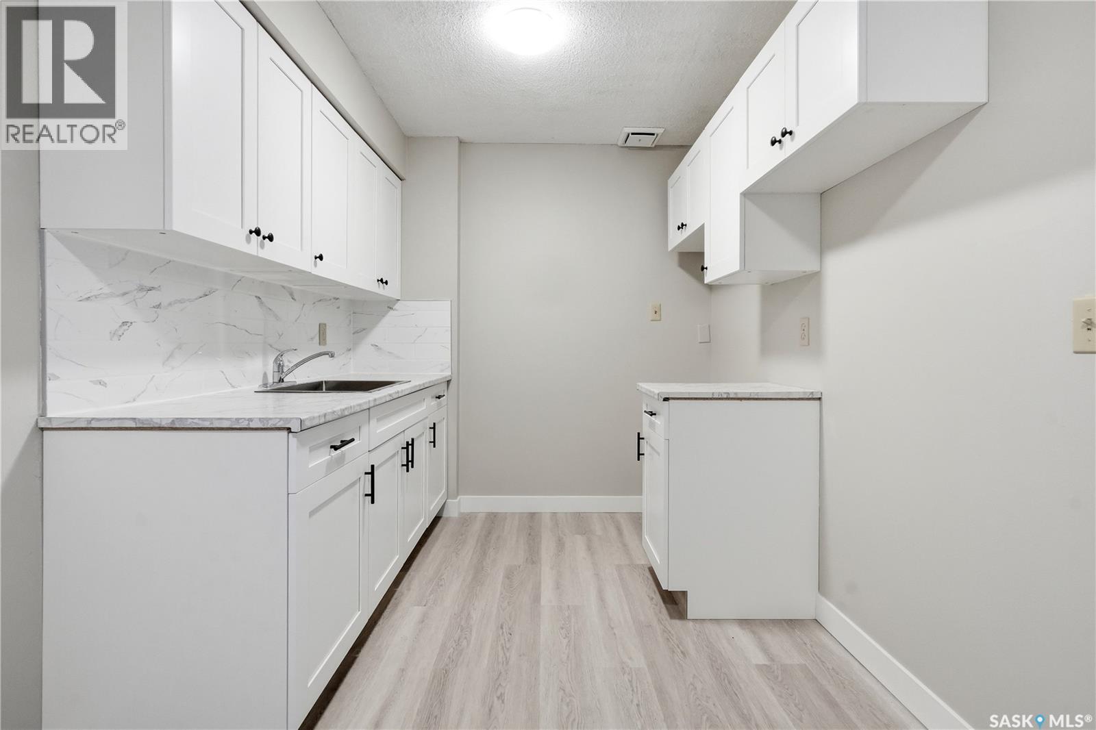 4134 Castle Road, Regina, Saskatchewan  S4S 6A4 - Photo 12 - SK038462