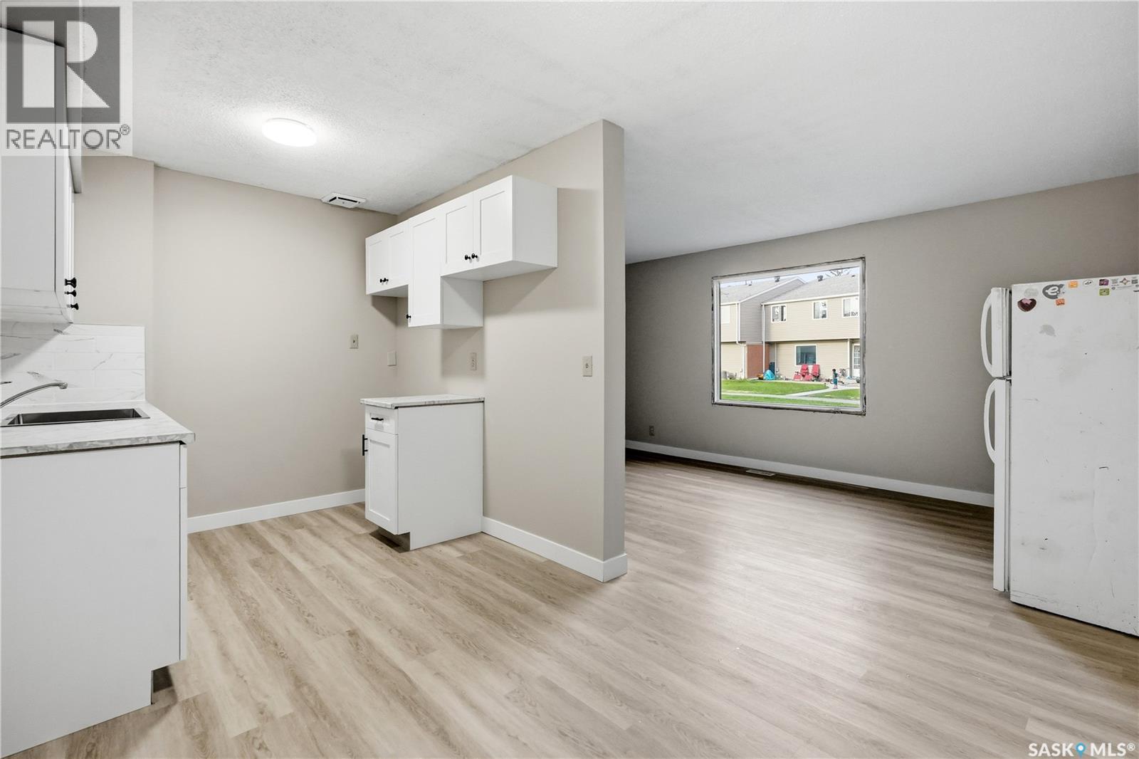 4134 Castle Road, Regina, Saskatchewan  S4S 6A4 - Photo 11 - SK038462