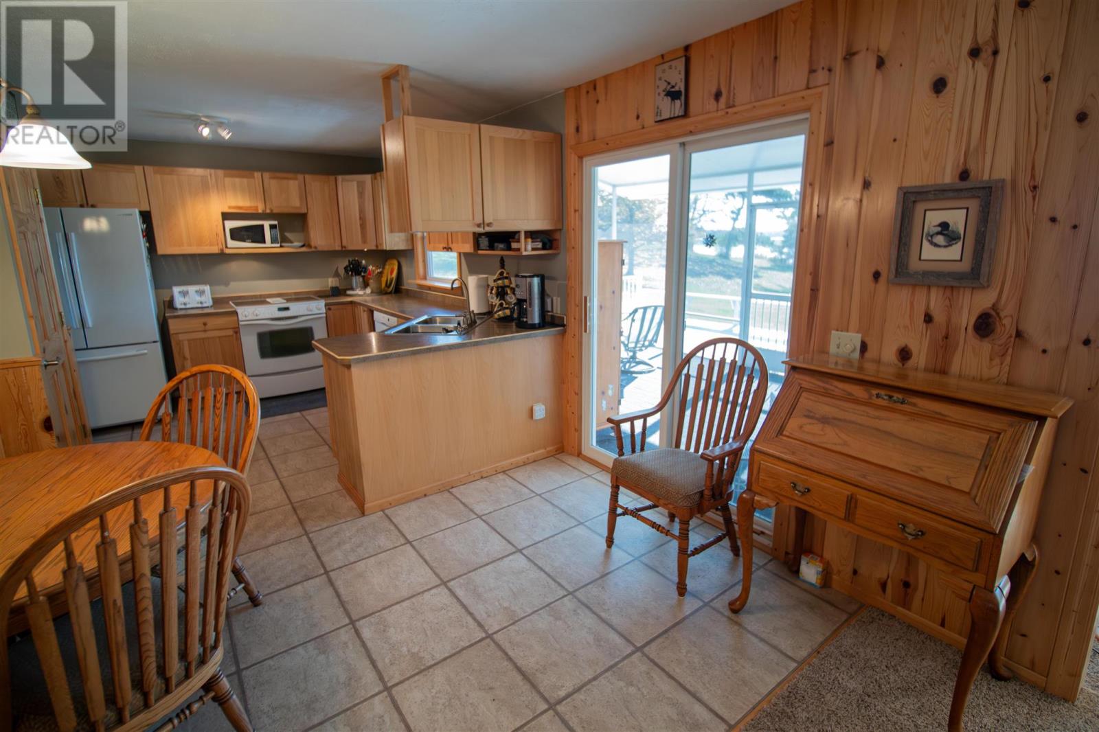 20 Dubois Rd N, Sioux Narrows, Ontario  P0X 1N0 - Photo 15 - TB2601265