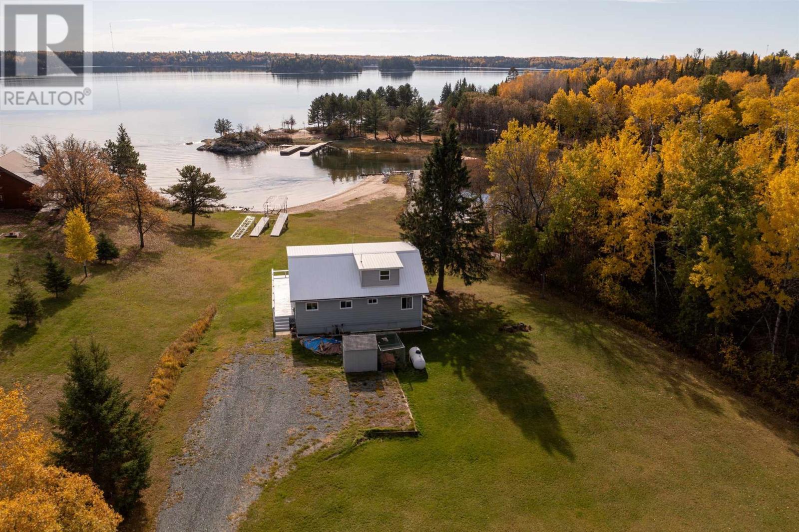 20 Dubois Rd N, Sioux Narrows, Ontario  P0X 1N0 - Photo 3 - TB2601265