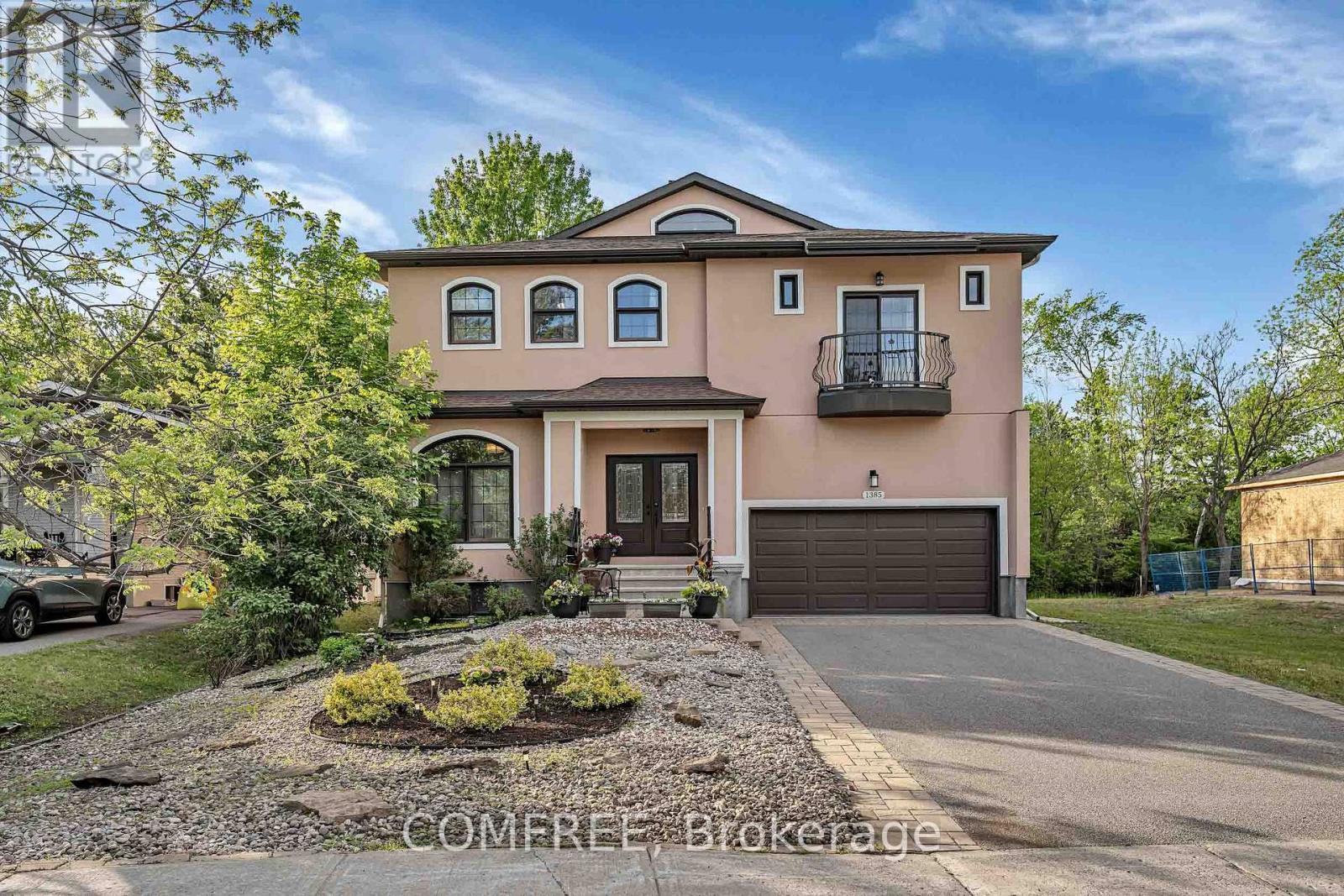 1385 MCMAHON AVENUE, Ottawa, Ontario