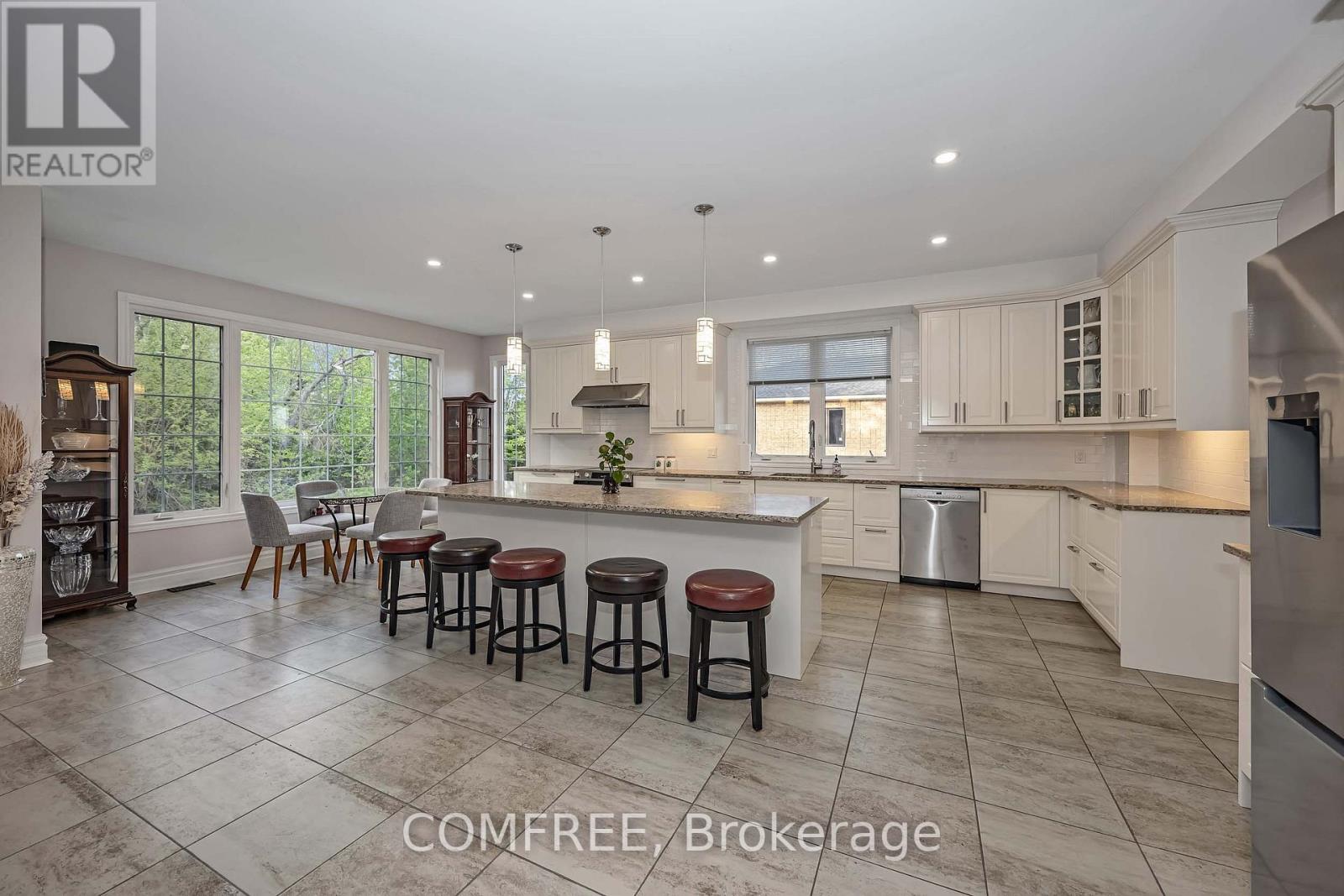1385 Mcmahon Avenue, Ottawa, Ontario  K1T 1C2 - Photo 12 - X13250080