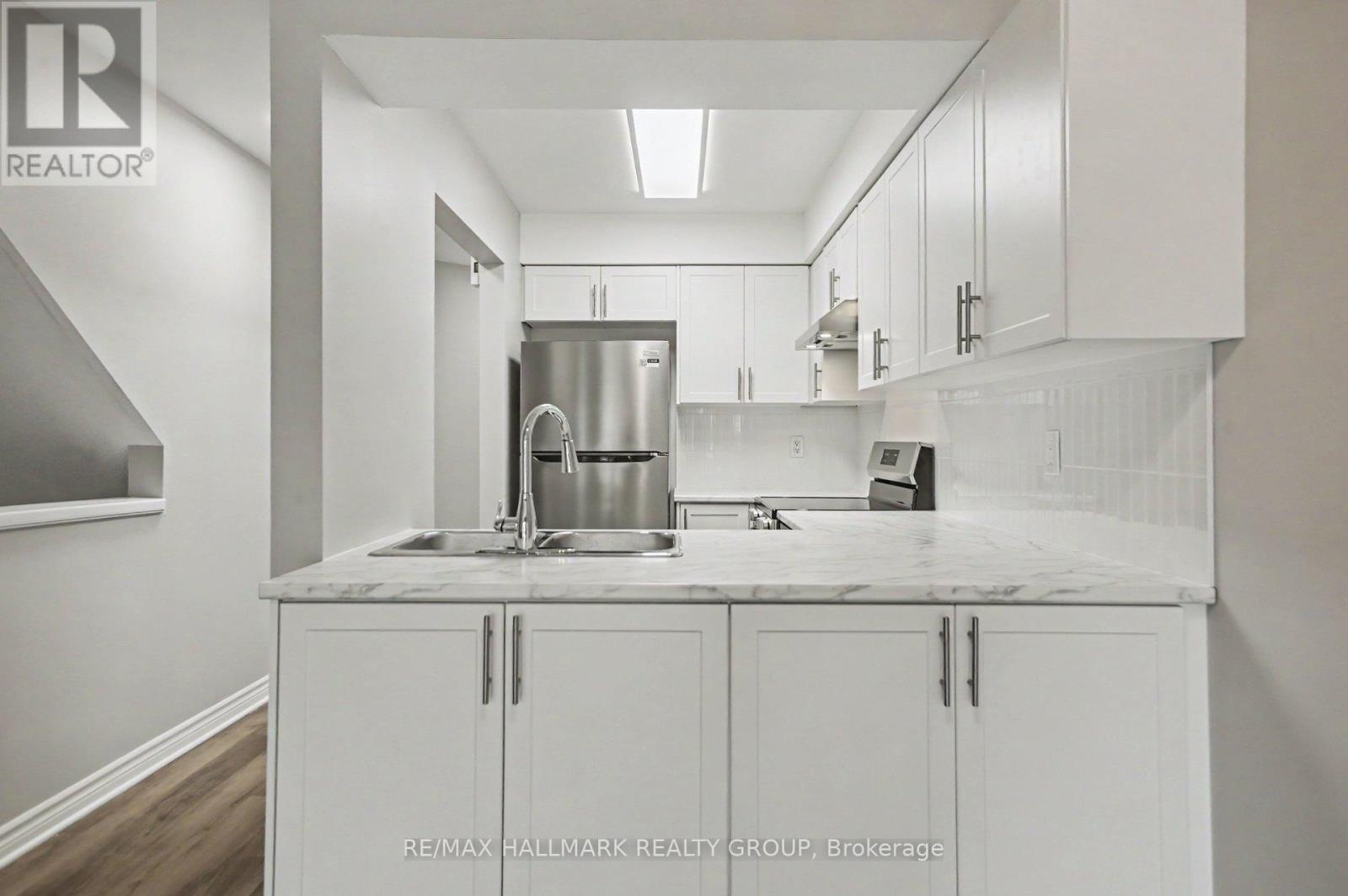1168 Blasdell Avenue, Ottawa, Ontario  K1K 4H5 - Photo 12 - X13250298