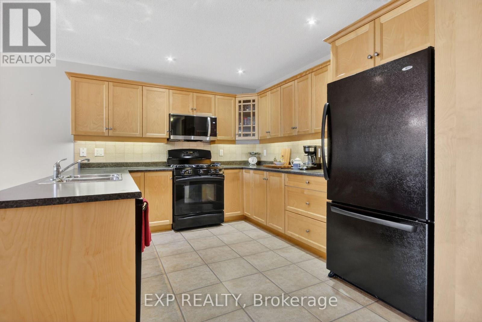 160 Fairbairn Bros Street, Mississippi Mills, Ontario  K0A 1A0 - Photo 8 - X13250464