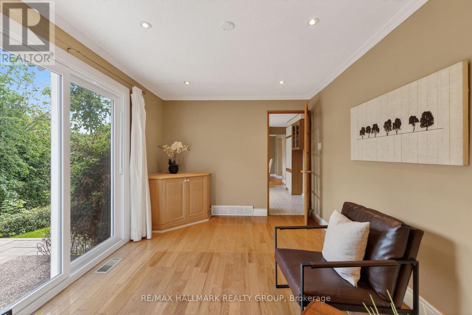 2067 Woodglen Crescent, Ottawa, Ontario  K1J 6G6 - Photo 18 - X13250632