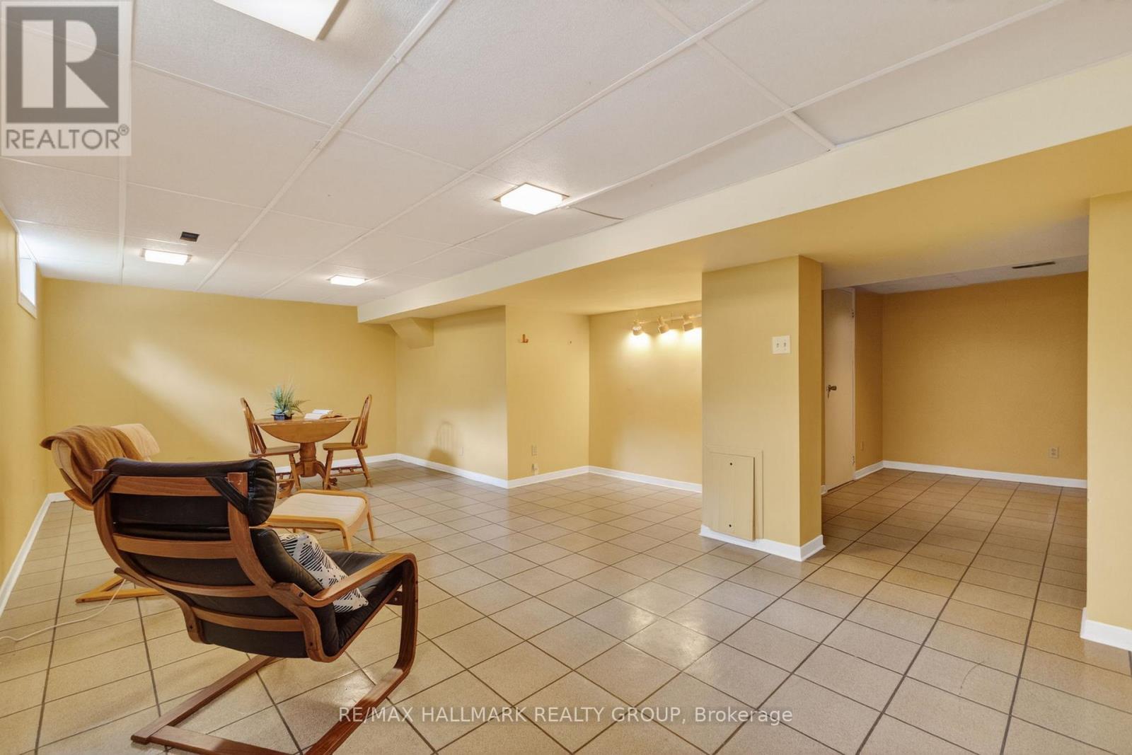 2067 Woodglen Crescent, Ottawa, Ontario  K1J 6G6 - Photo 29 - X13250632