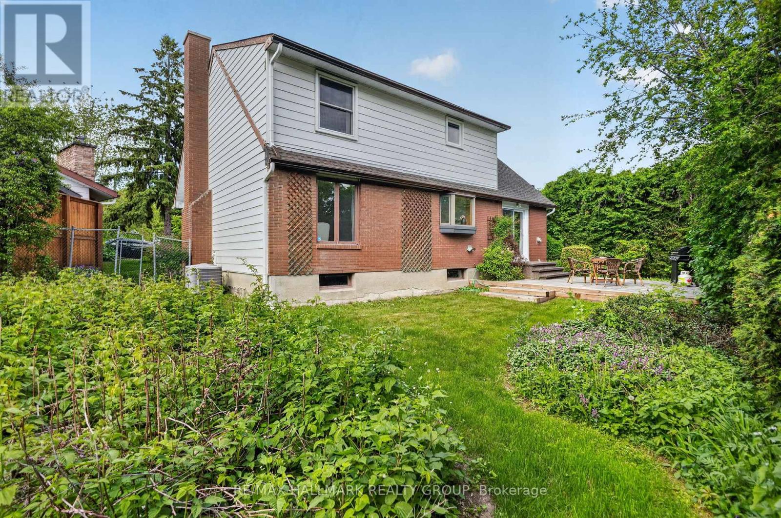 2067 Woodglen Crescent, Ottawa, Ontario  K1J 6G6 - Photo 32 - X13250632