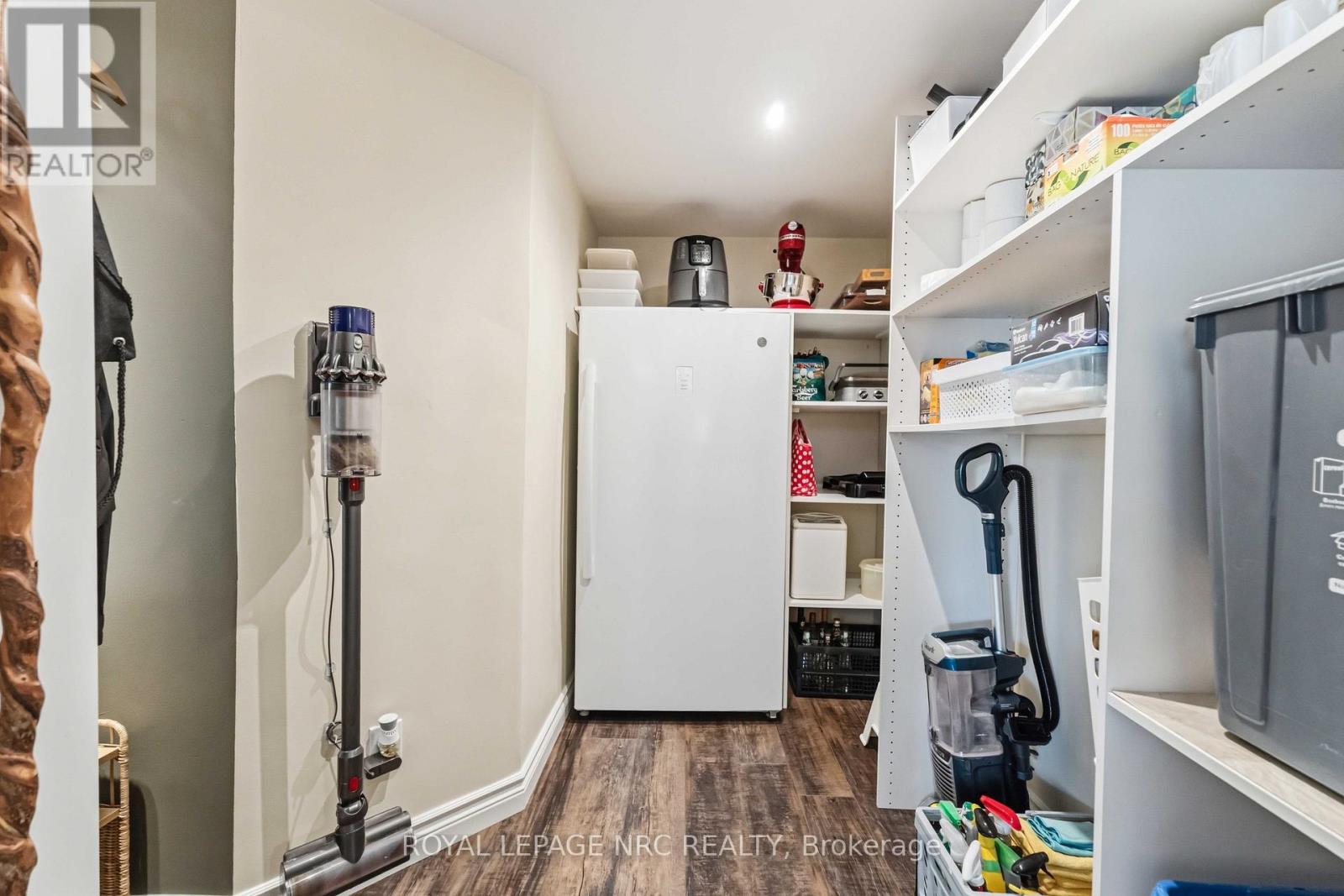 3821 19th Street, Lincoln, Ontario  L0R 1S0 - Photo 11 - X13250134