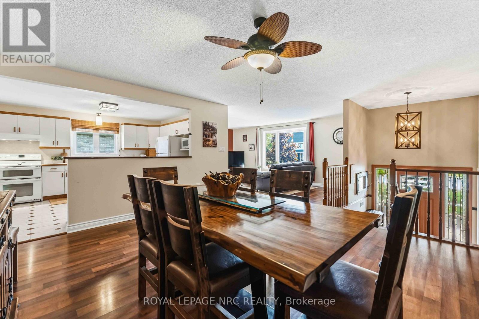 3821 19th Street, Lincoln, Ontario  L0R 1S0 - Photo 5 - X13250134