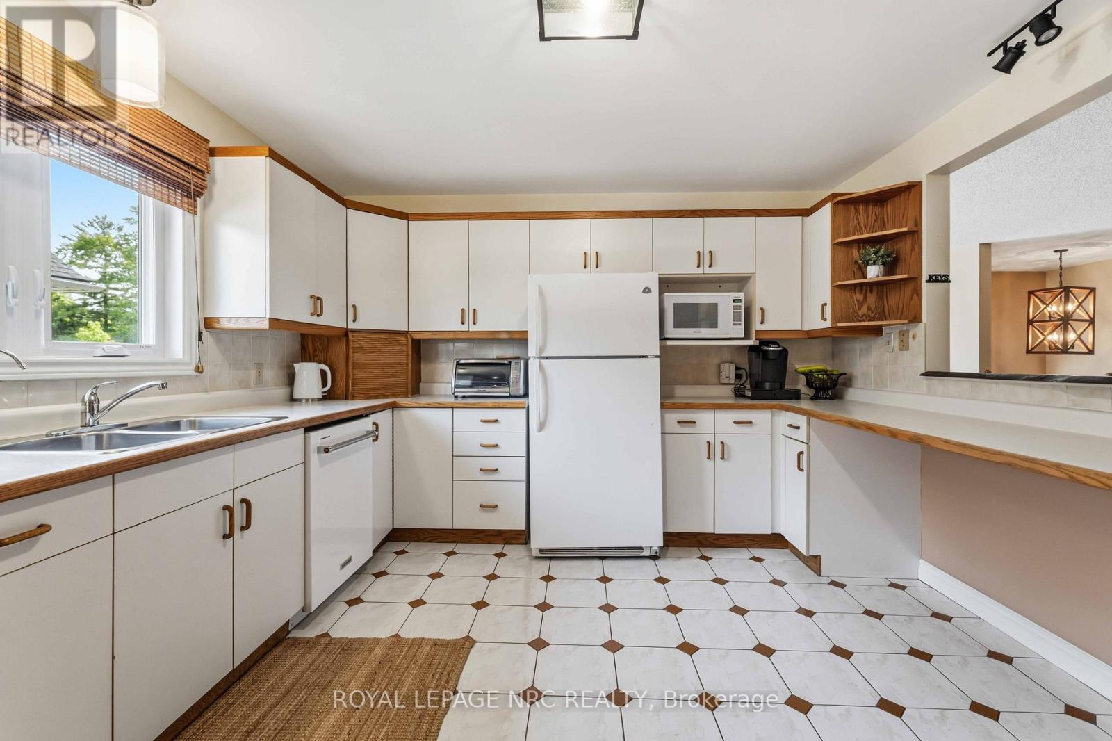 3821 19th Street, Lincoln, Ontario  L0R 1S0 - Photo 6 - X13250134