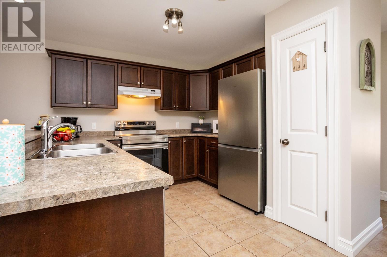19 Patrie Lane, Charlottetown, Prince Edward Island  C1E 1Z2 - Photo 6 - 202613473