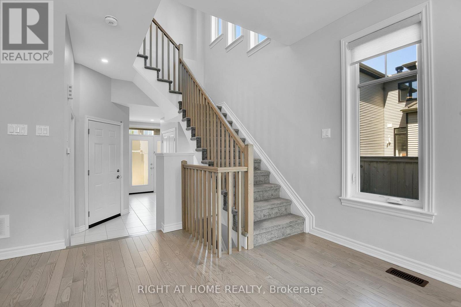 45 Mandevilla Crescent, Ottawa, Ontario  K1T 0Y2 - Photo 6 - X13251162