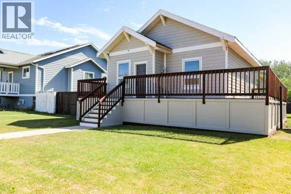 169 Heritage Road S, Magrath, Alberta  T0K 1J0 - Photo 2 - A2302465