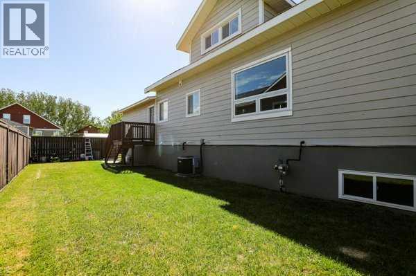 169 Heritage Road S, Magrath, Alberta  T0K 1J0 - Photo 39 - A2302465