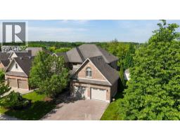 211 TERRACE WOOD Crescent, Kitchener, Ontario