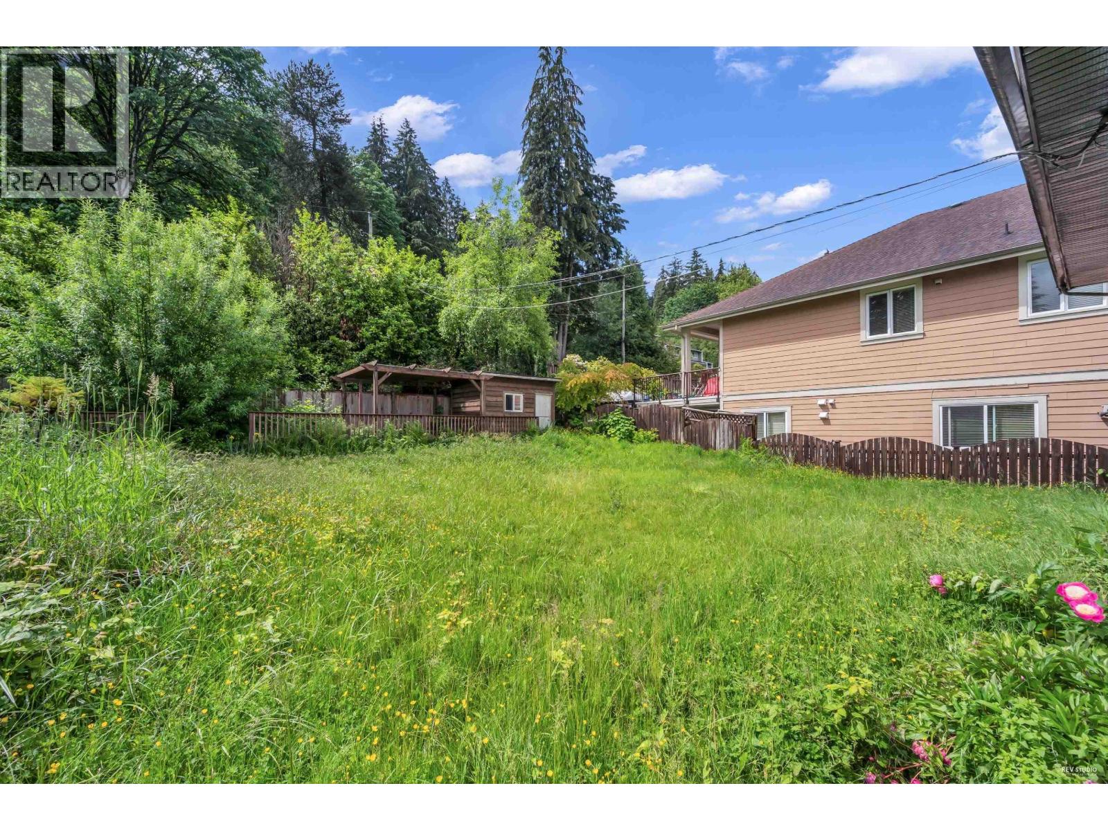 2705 Henry Street, Port Moody, British Columbia  V3H 2J8 - Photo 21 - R3132028