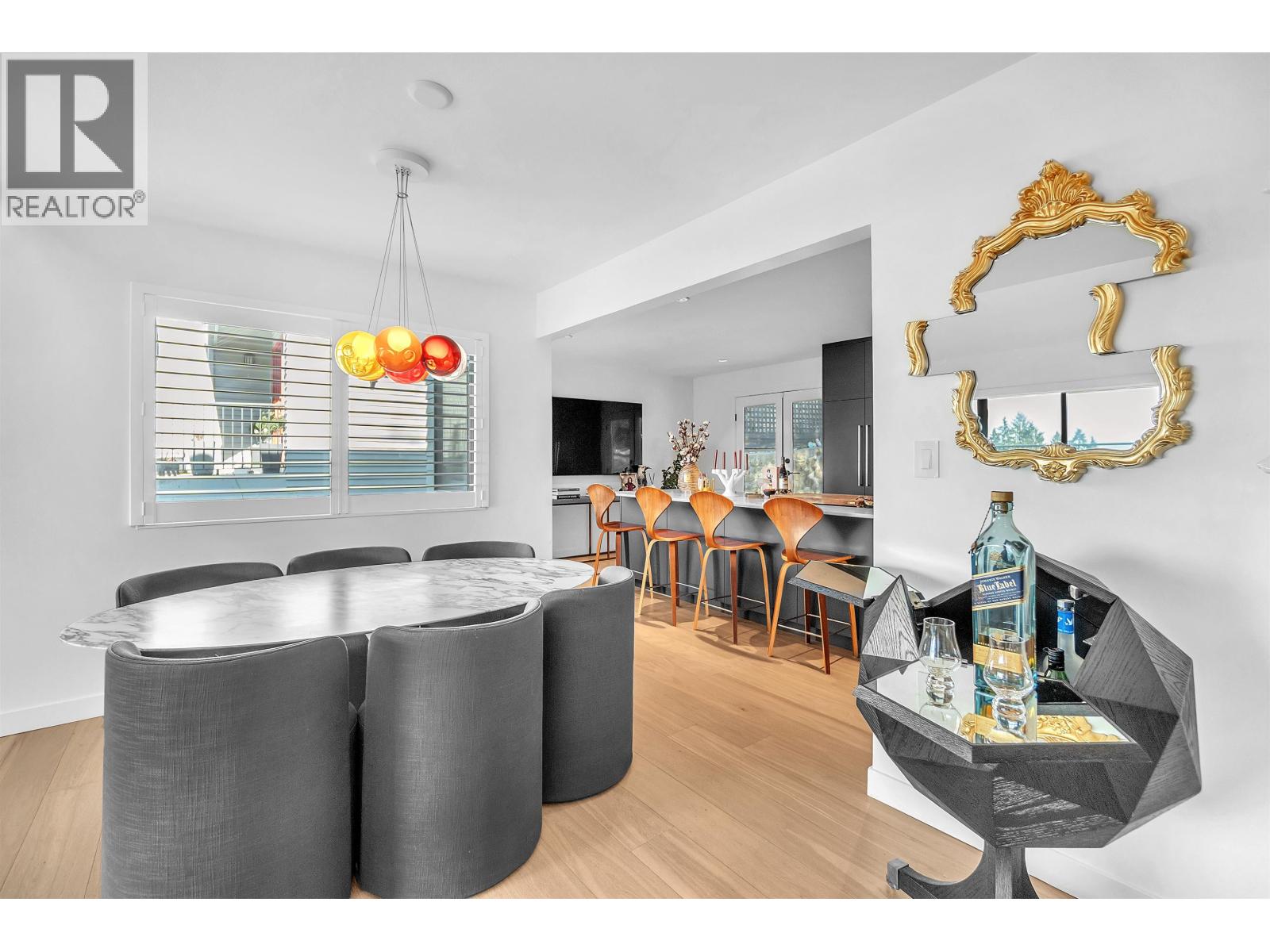 5706 Owl Court, North Vancouver, British Columbia  V7R 4V6 - Photo 10 - R3132783