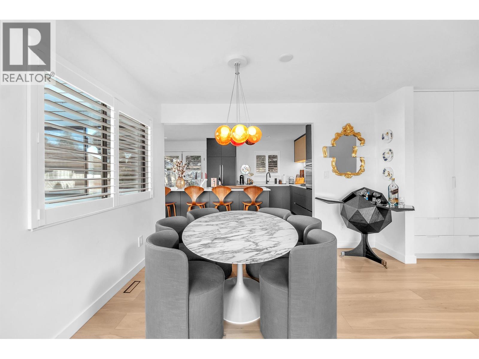 5706 Owl Court, North Vancouver, British Columbia  V7R 4V6 - Photo 11 - R3132783