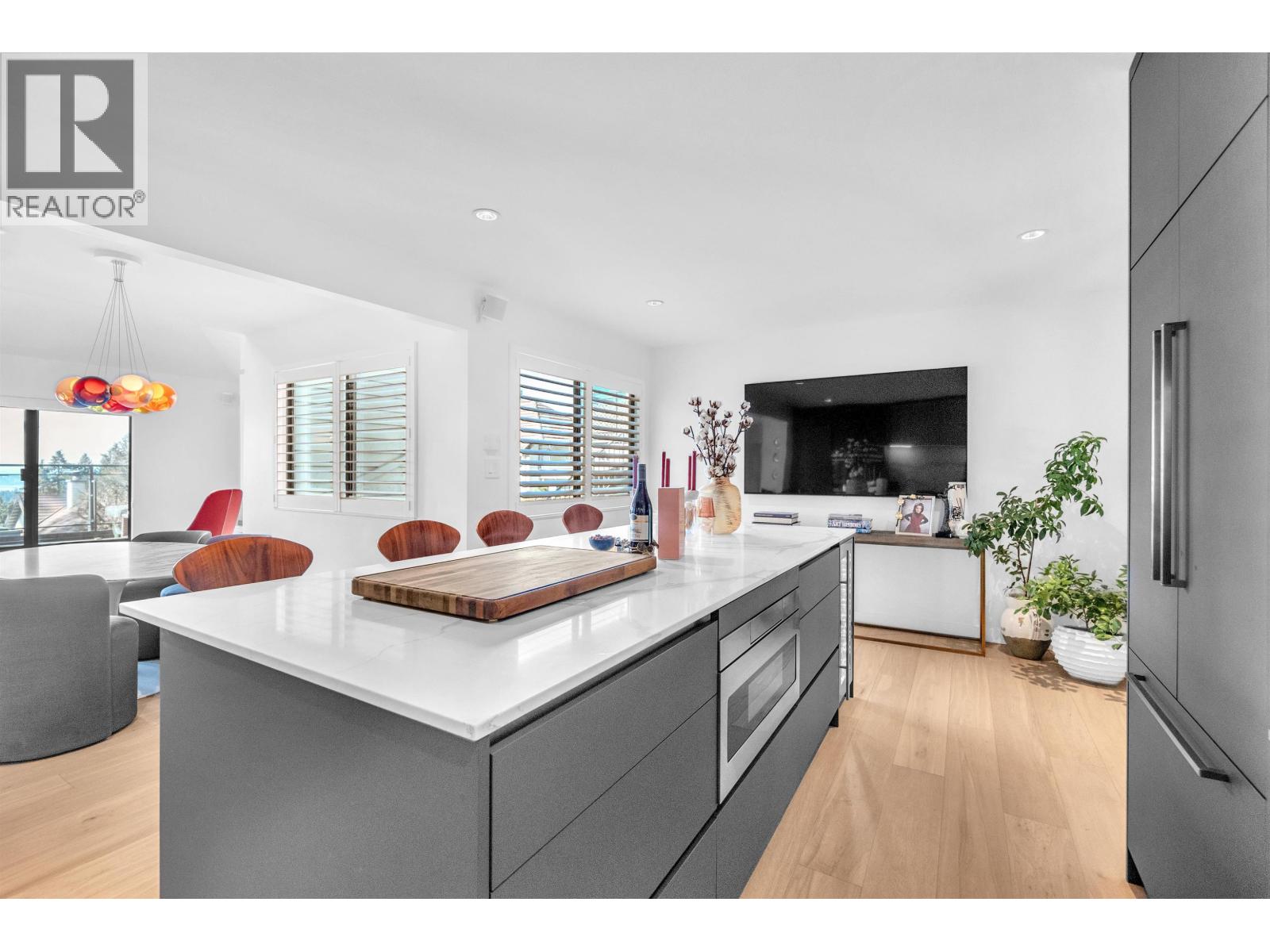 5706 Owl Court, North Vancouver, British Columbia  V7R 4V6 - Photo 17 - R3132783