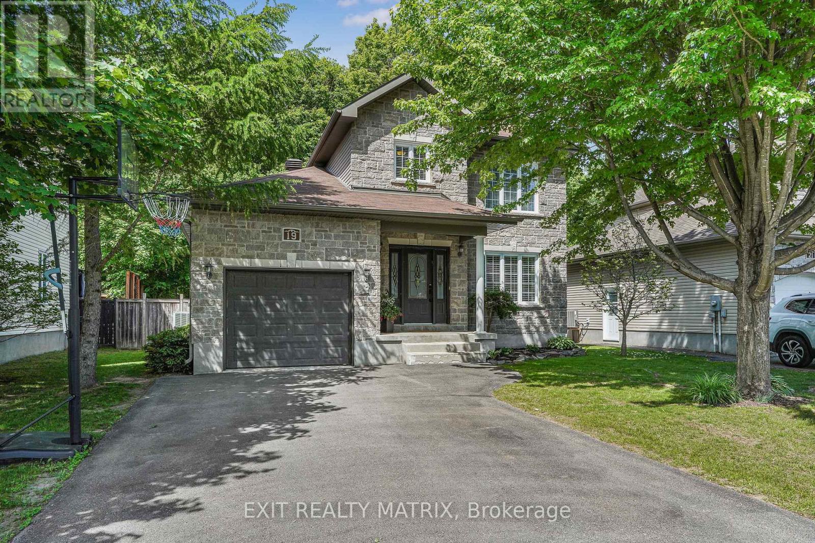 19 SOUTH INDIAN DRIVE, The Nation, Ontario
