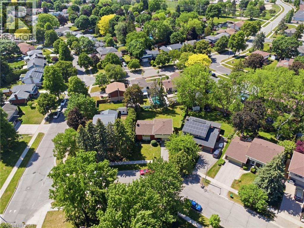 4 Bradley Place, Kitchener, Ontario  N2A 2B3 - Photo 37 - 40821042