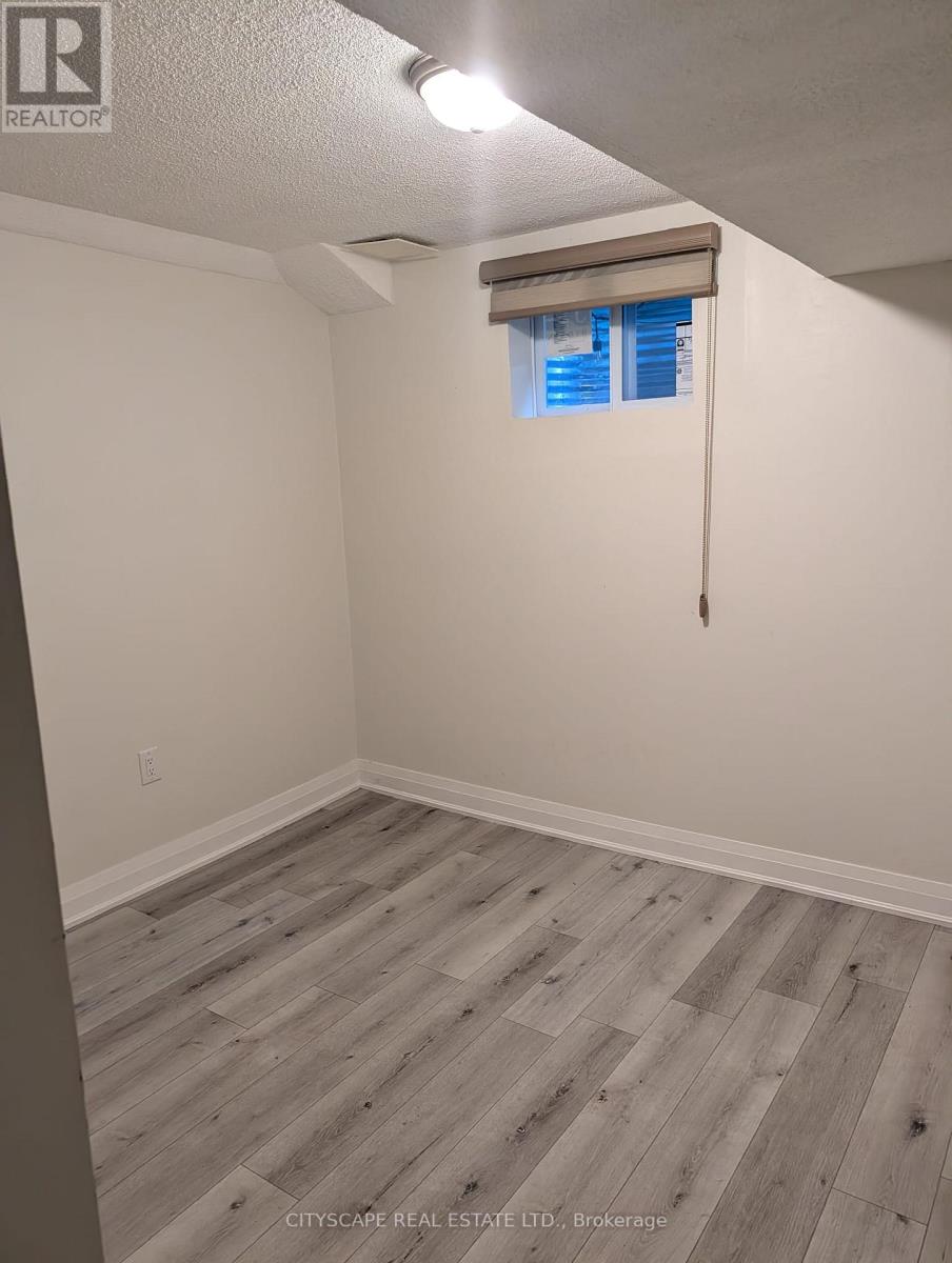 6393 Chaumont Crescent, Mississauga, Ontario  L5N 2M7 - Photo 10 - W13250904